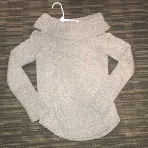 Abercrombie & Fitch Gray Off The Shoulder Sweater
